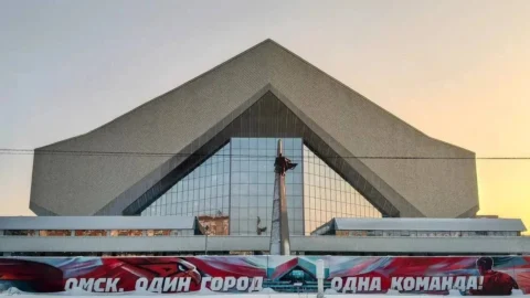 Глава региона показал, как выглядит СКК им. Блинова во время ремонта