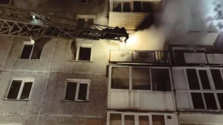 В Омске был пожар в девятиэтажке на Менделеева