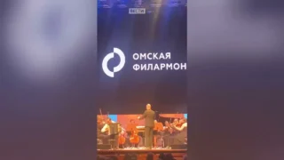 Виртуоз-баянист Юрий Кононов и Омский губернаторский камерный оркестр впервые исполнили для омичей