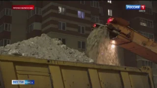 В Омске дорожники продолжат устранять последствия снегопада