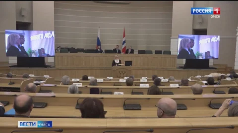 Глава региона обозначил приоритеты социальной политики Омской области