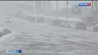 Город и районы Омской области оказались в эпицентре мощного штормового ветра