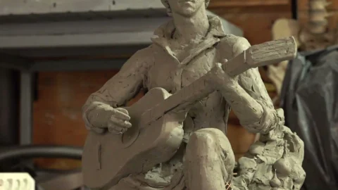 «Вести-Омск» сегодня первыми увидели, как выглядит памятник Владимиру Высоцкому