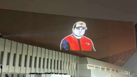 Глава региона Виталий Хоценко отмечает день рождения