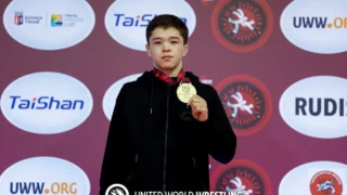 Омич выступит на первенстве Европы по греко-римской борьбе