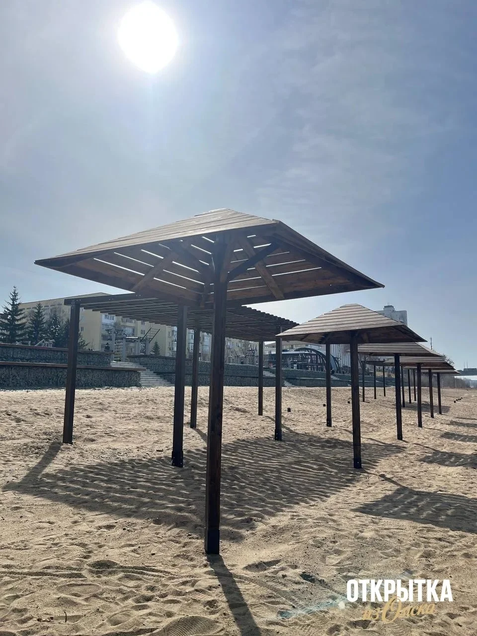 В Омске Центральный пляж готовят к летнему сезону