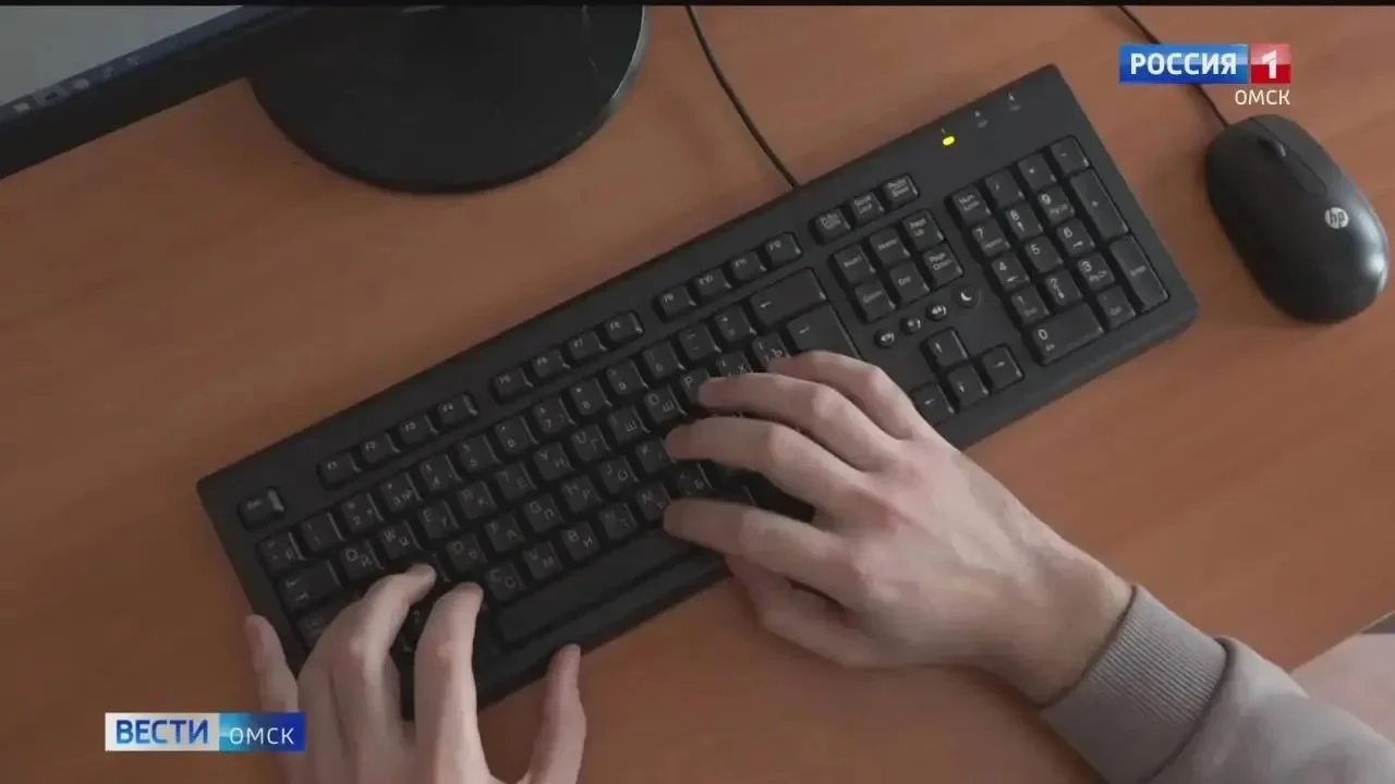 Мошенники обманывают россиян, представляясь сотрудниками различных авиакомпаний или РЖД