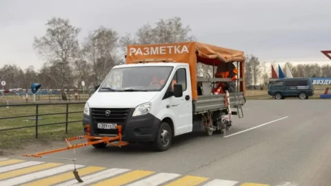 В Омске специалисты нанесут дорожную разметку на более чем 70 улицах города