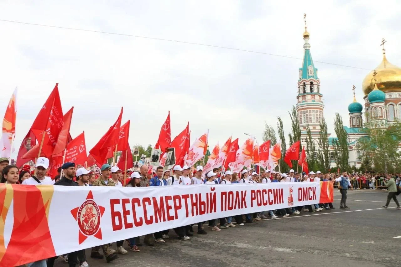 Губернатор Омской области поручил обеспечить высокий уровень безопасности во время празднования Дня Победы