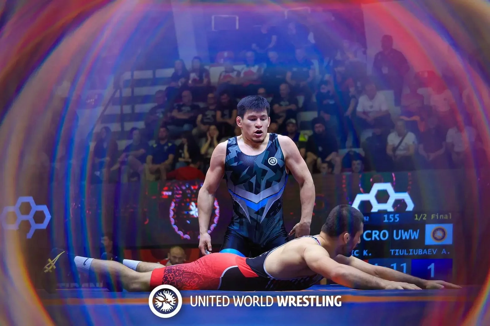 Омич Адлет Тюлюбаев стал серебряным призером чемпионата Европы по греко-римской борьбе