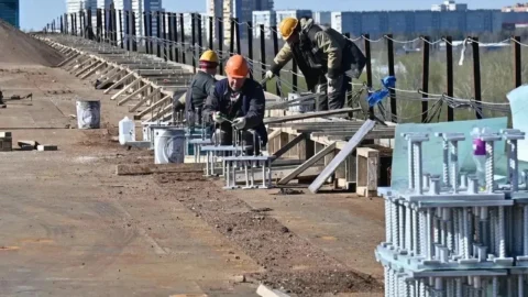 Губернатор Омской области оценил ход капитального ремонта моста имени 60-летия ВЛКСМ