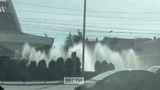 В Омске заработал фонтан на Театральной площади