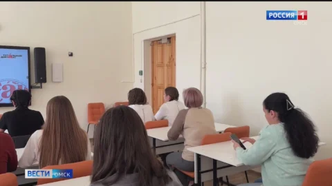 Тысячи омичей пишут «Тотальный диктант»