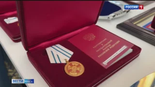 Почти два десятка омичей получили награды в Законодательном собрании