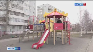 В Омске одна из детских площадок вызывает опасения у жителей