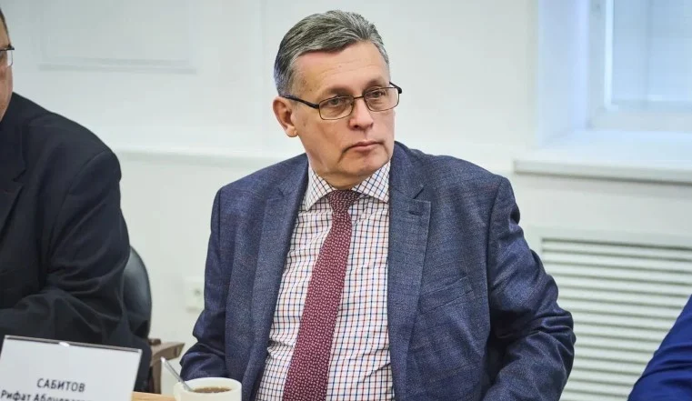 Рифат Сабитов: «Учитывая темпы развития, нацмессенджер МАКС ждет уверенное и стабильное будущее»