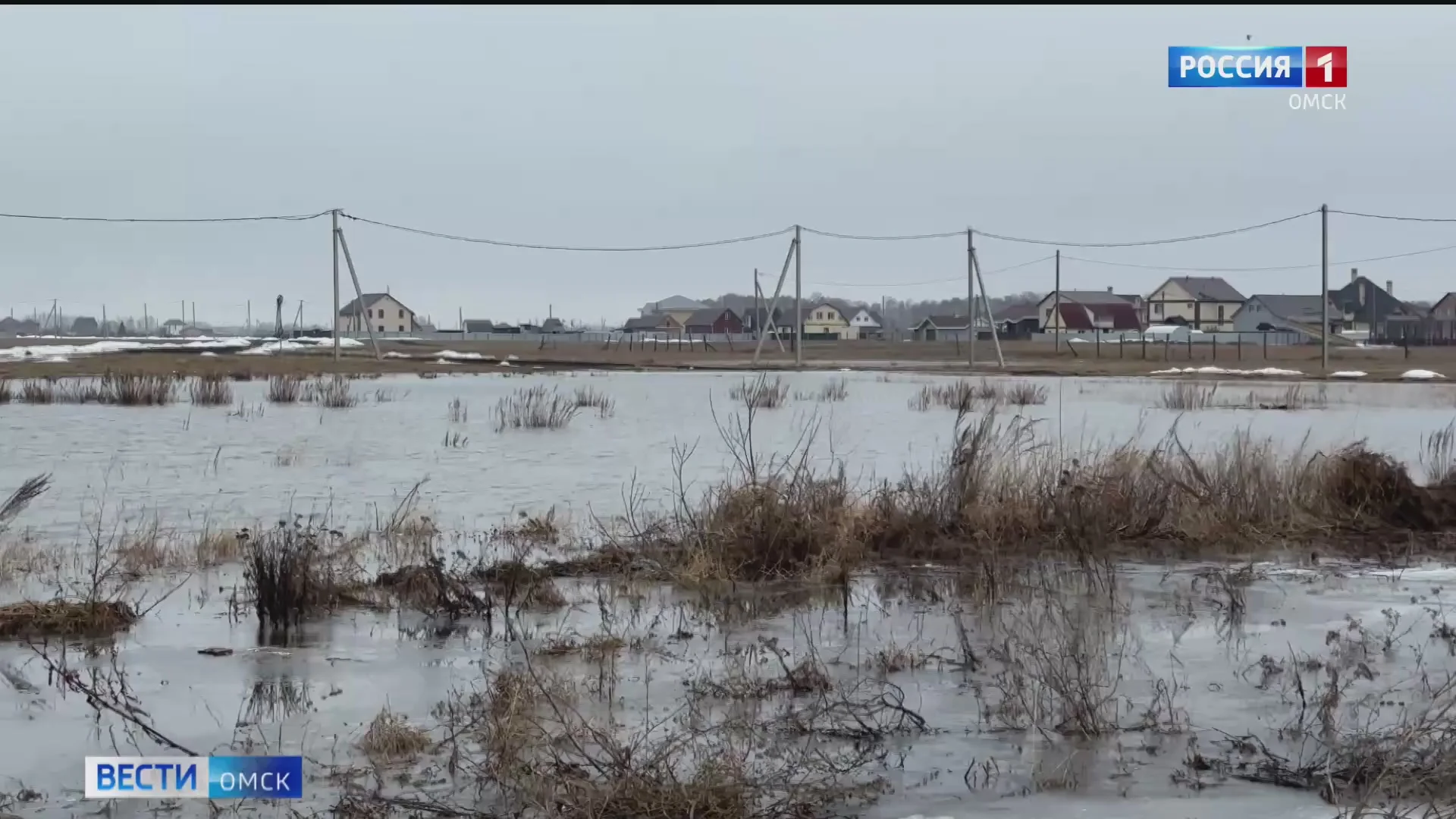 Омские спасатели готовятся к выезду в поселок Затон