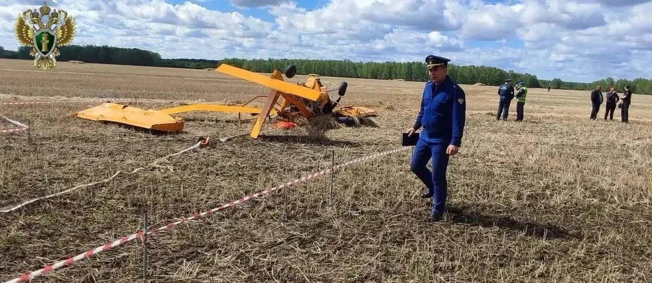 Причиной авиакатастрофы под Омском стал открывшийся капот