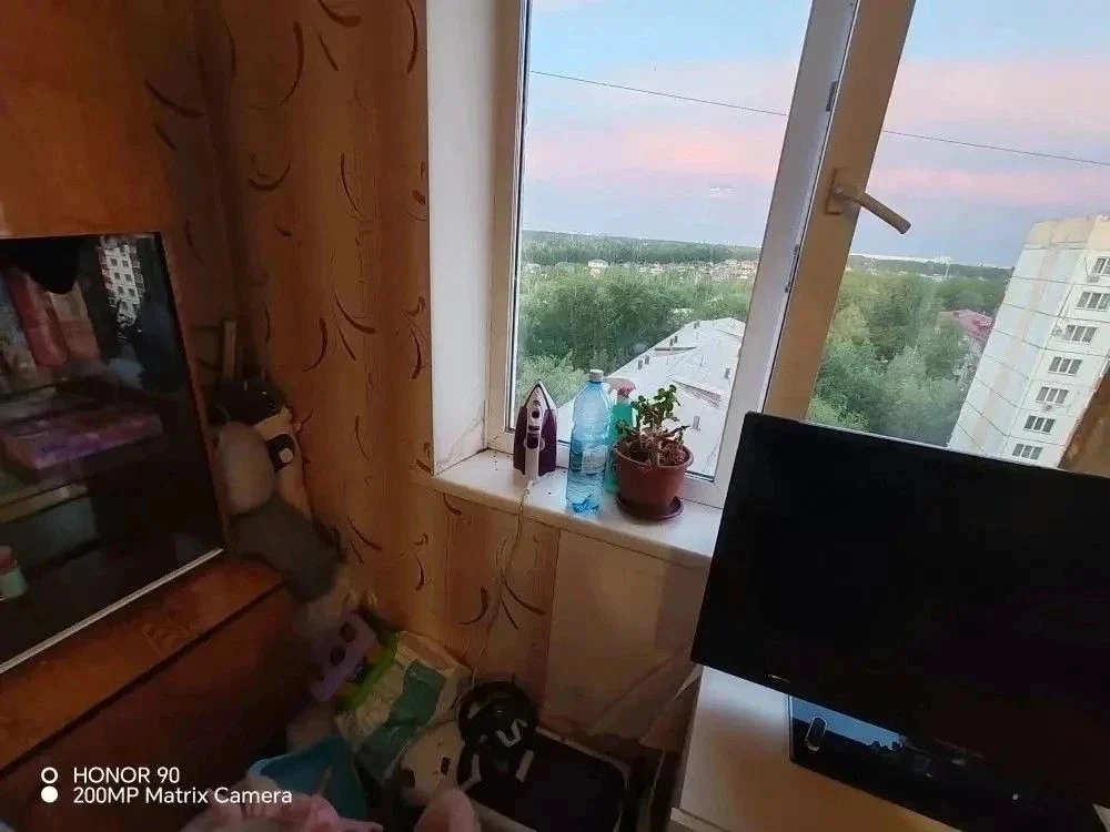 В Омске маленькая девочка погибла после падения с 10 этажа