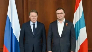 Глава Минздрава Михаил Мурашко и Виталий Хоценко обсудили модернизацию здравоохранения региона