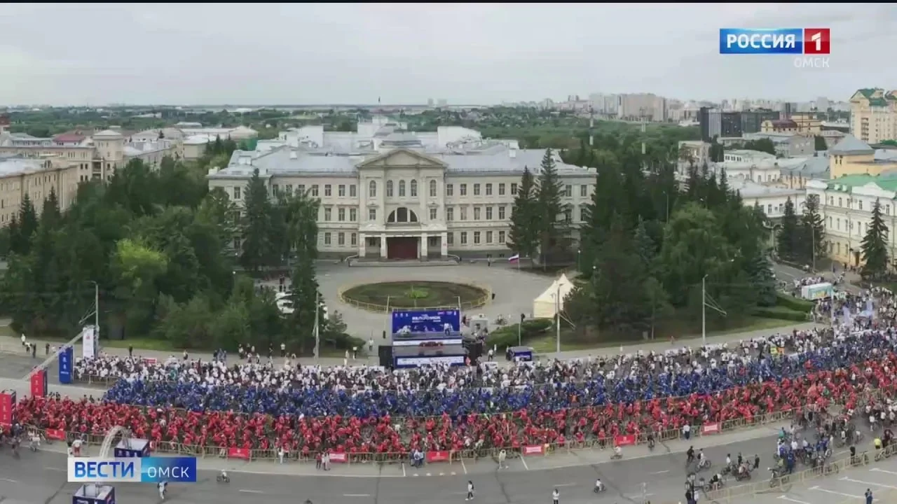 Омичи снова выстроят большой триколор на «ВелоОмск‑2026»