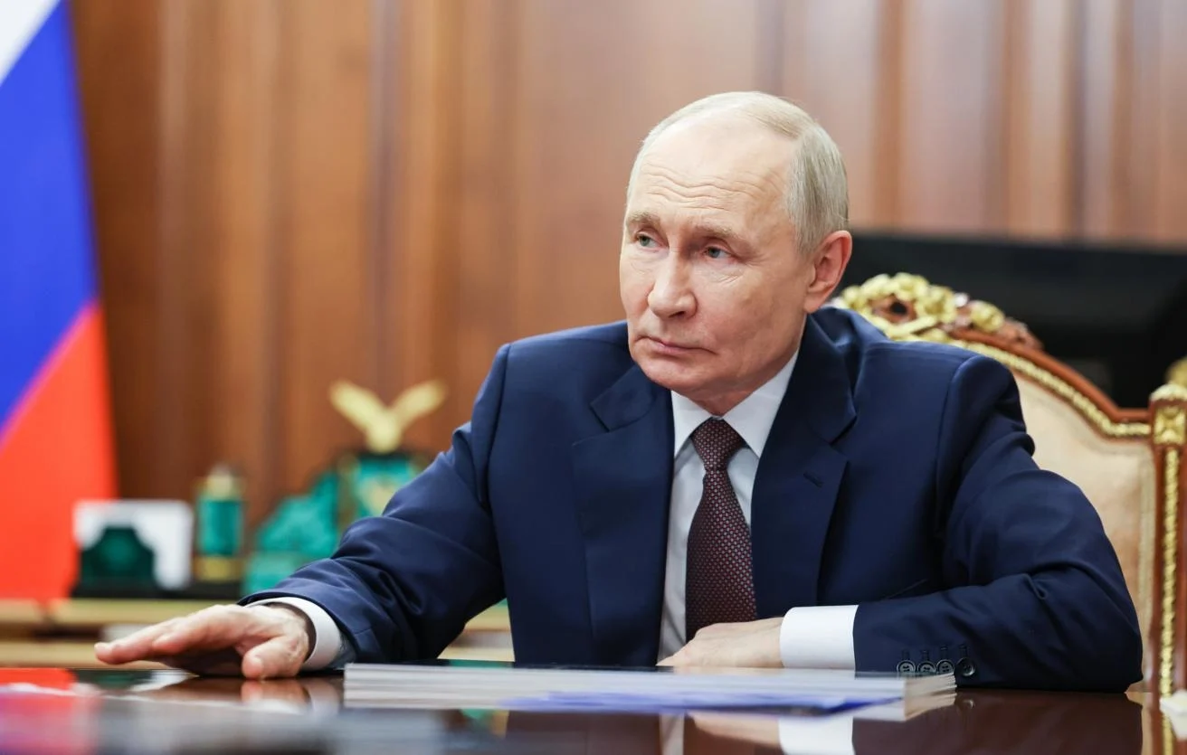 Владимир Путин обсудит с президентом Казахстана участие лидеров в форуме регионов в Омске