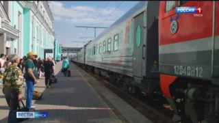 В Омск после путешествия по Сибири вернулись пассажиры патриотического поезда-круиза