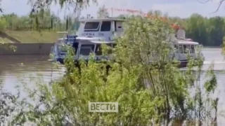 В Омске отчалил первый рейс «Теплохода Победы»