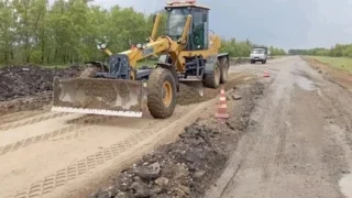 Начались ремонтные работы на дороге Омск – Одесское – граница Республики Казахстан
