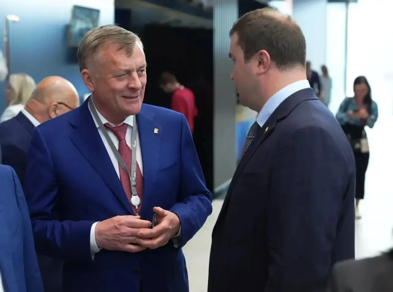 На ПМЭФ обсудили развитие газификации Омской области