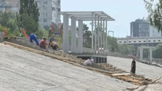 В Омске продолжается обновление набережной Тухачевского
