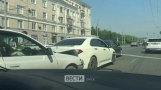 В центре Омска произошло ДТП