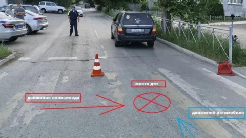 В Омске произошла авария с юным велосипедистом