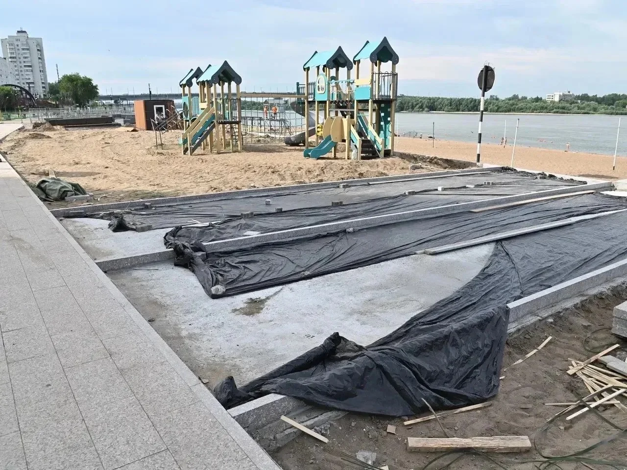В Омске продолжается обновление вдоль берега Иртыша