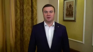 Виталий Хоценко поздравил выпускников