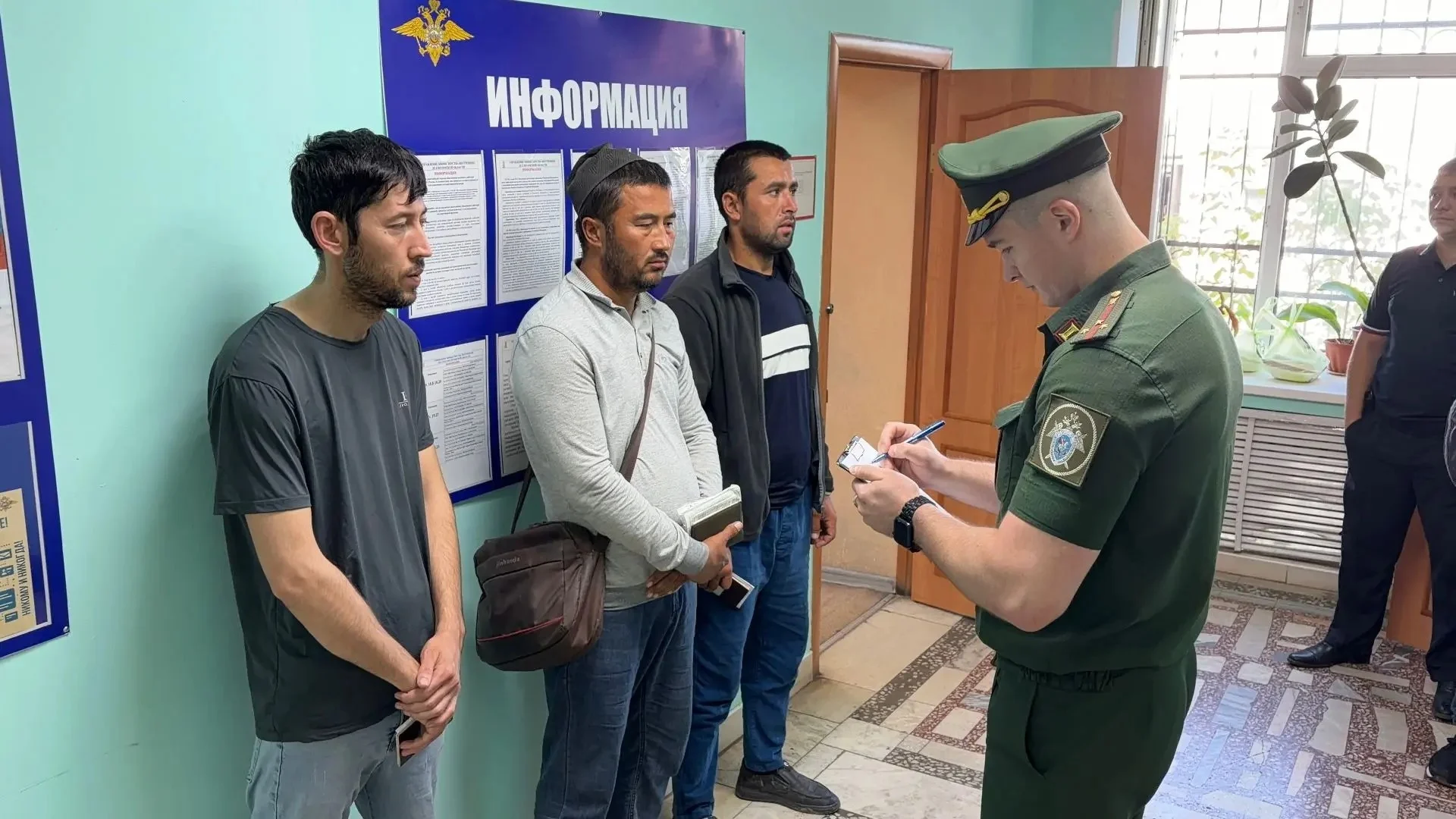 В Омске продолжаются рейды по выявлению натурализованных уклоняющихся от воинского учета мигрантов