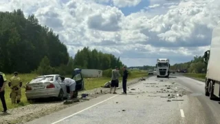 Смертельное ДТП с фурой произошло в Омской области