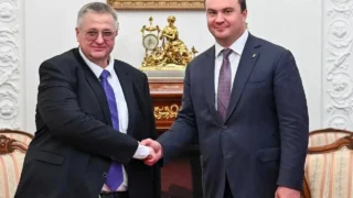 На межрегиональном форуме России и Казахстана в Омске заключили соглашений на 65 миллиардов