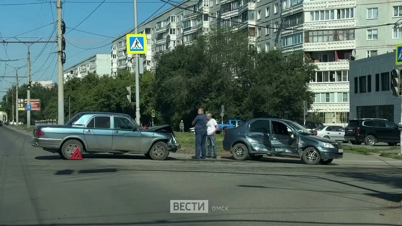 В Омске на Левобережье произошло ДТП