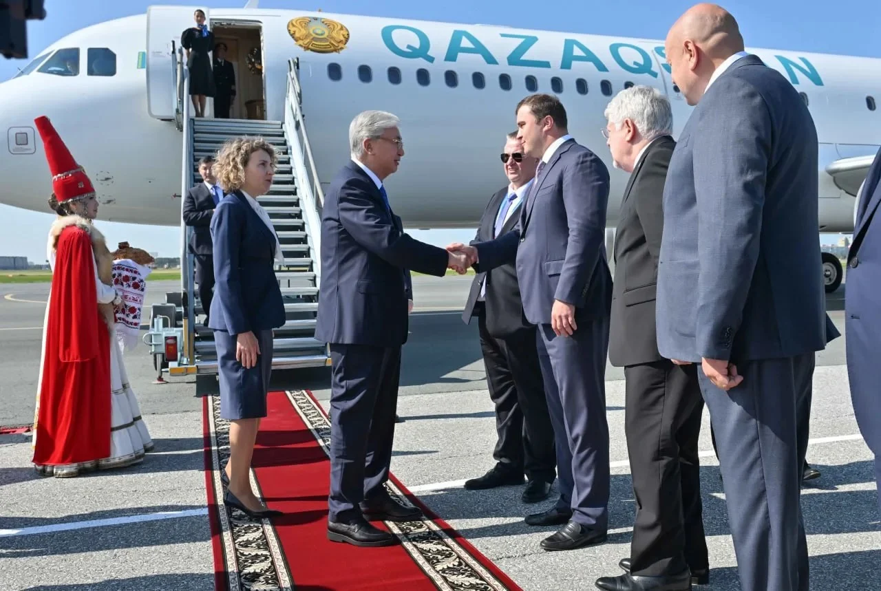 Президент Казахстана Касым-Жомарт Кемелевич Токаев прибыл в Омск