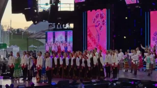 Артисты Омского русского народного хора приняли участие в торжественном открытии XXXV «Славянского базара в Витебске»
