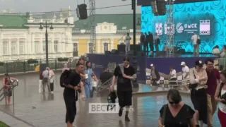 В Омске начался сильный ливень