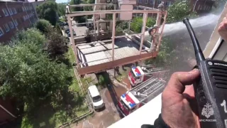 В Омске ребенок выпрыгнул из окна, спасаясь от пожара