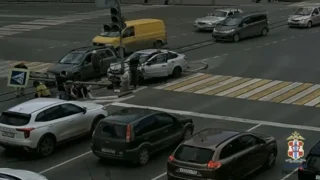 В Омске по факту ДТП на проспекте Карла Маркса возбуждено уголовное дело