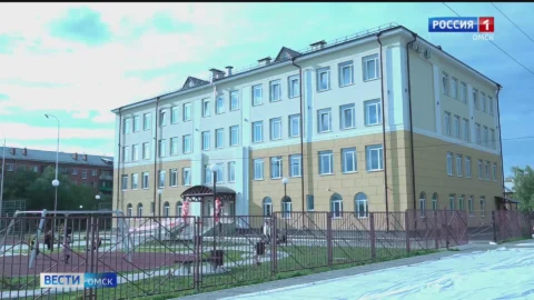 В Омске торжественно открыли гимназию №88 после капитального ремонта