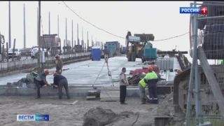 Омичи стали замечать снижение темпов работ на мосту у Телецентра