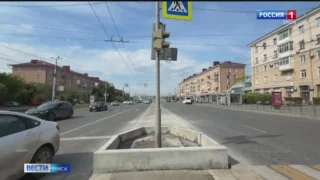 В Омске на Ленинградской площади завершилась реконструкция островка безопасности