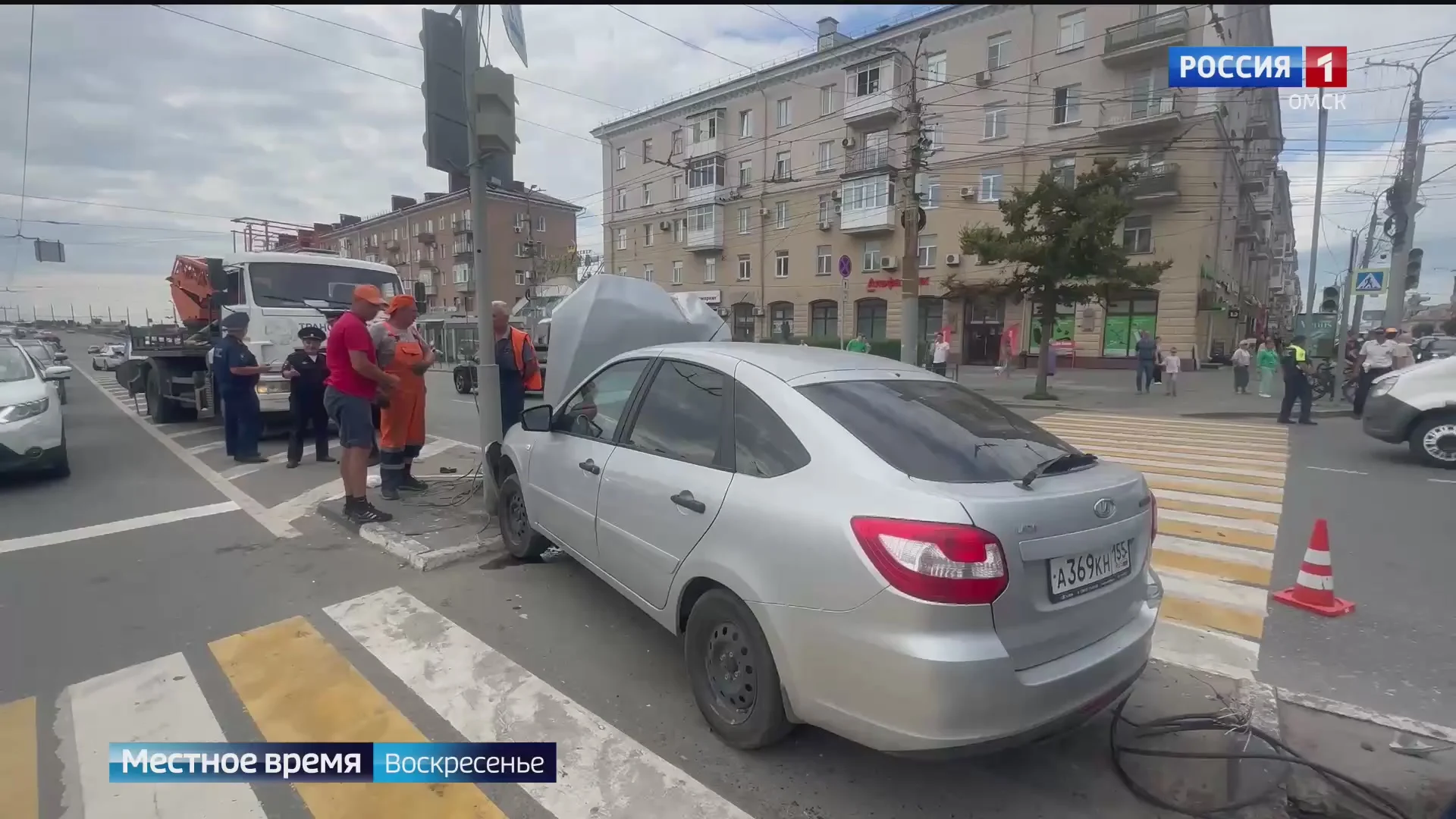 Одну из пострадавших в страшном ДТП на Ленинградской площади перевели из реанимации