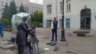 На Чокана Валиханова устанавливают скульптуру «Музыка»