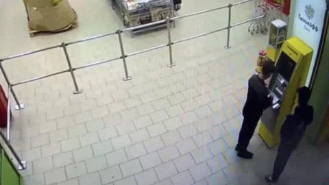 В Омске поймали целую банду мошенников